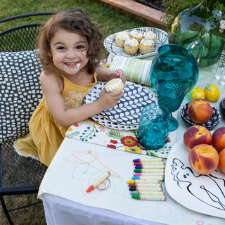 Eating Alfresco: Playing With Our Food