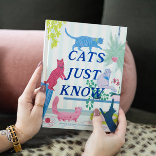 Cats Just Know Book